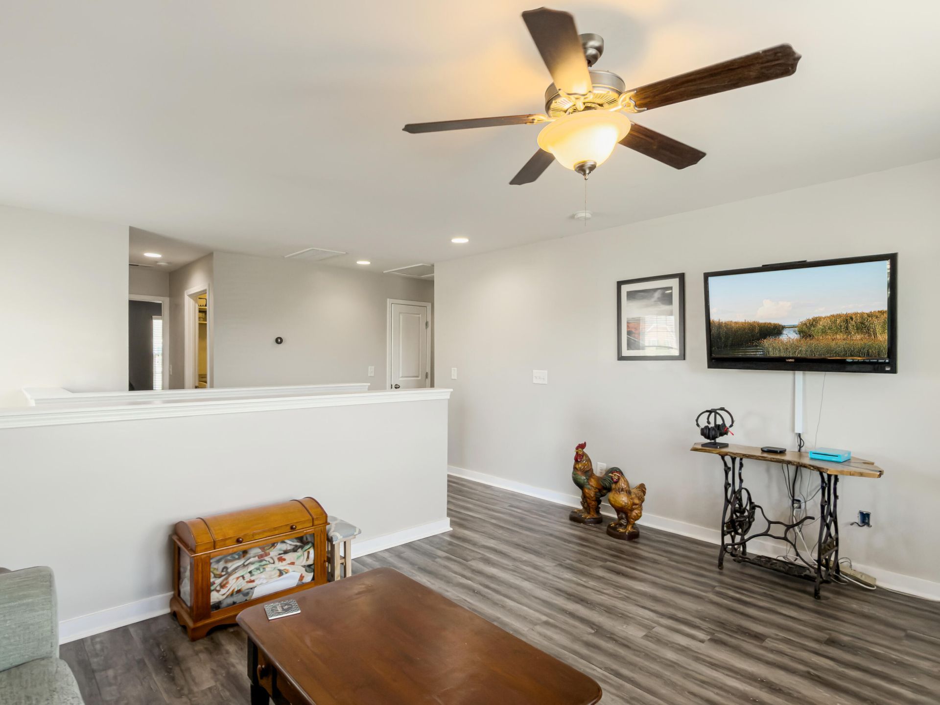 490 Whispering Breeze Lane Photo 23