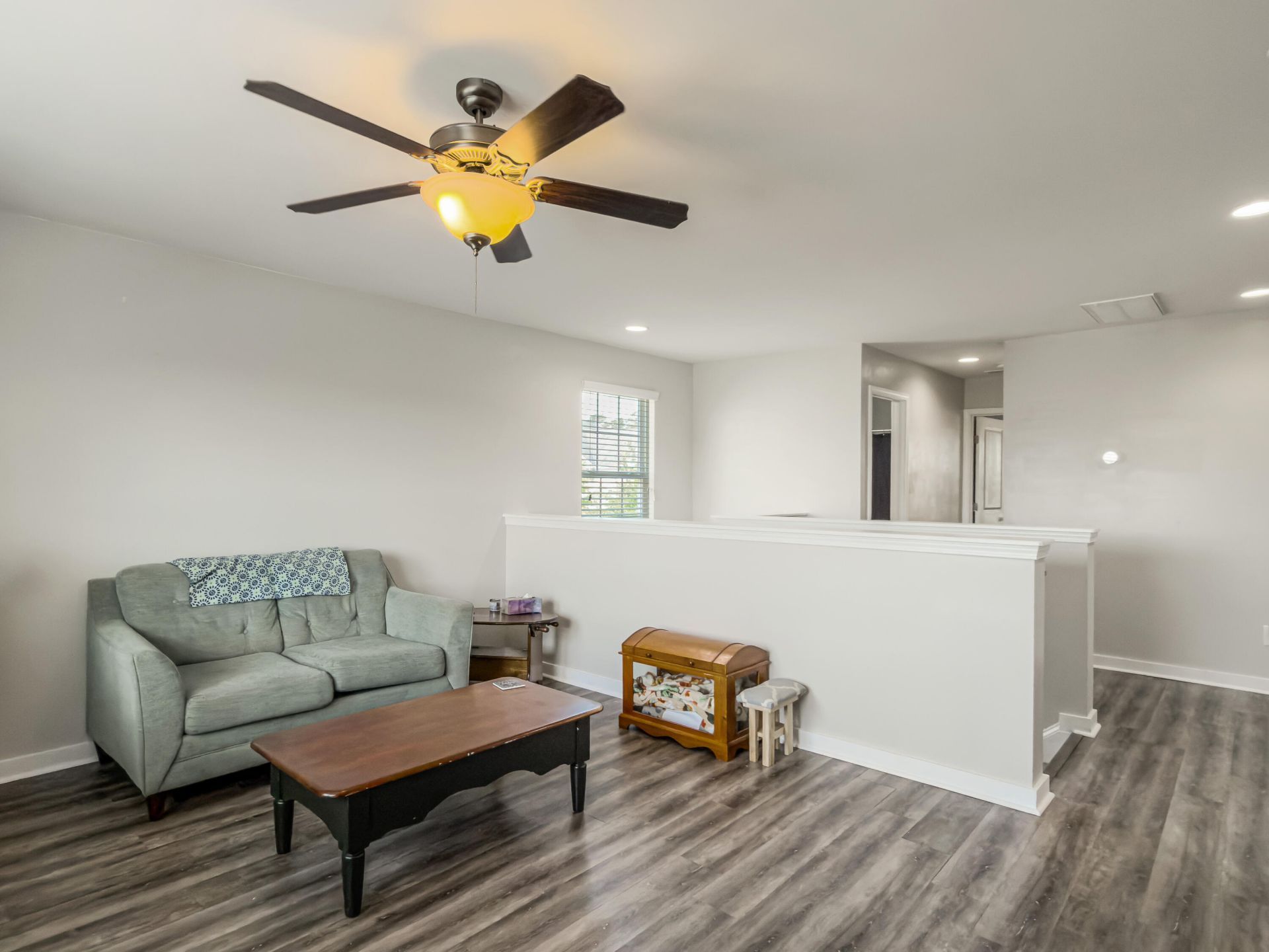 490 Whispering Breeze Lane Photo 23