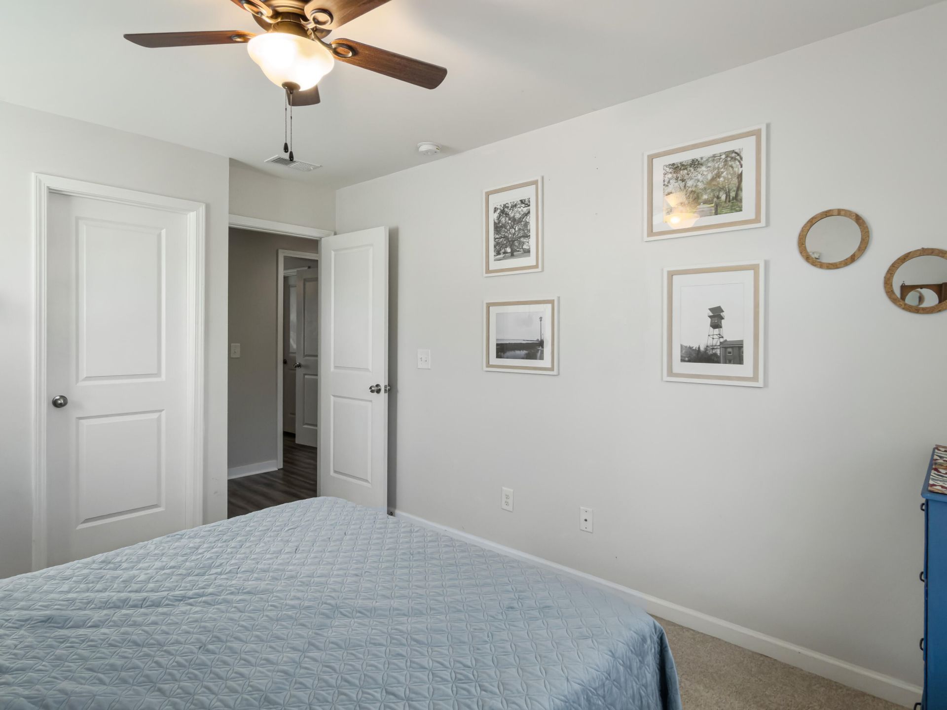490 Whispering Breeze Lane Photo 32