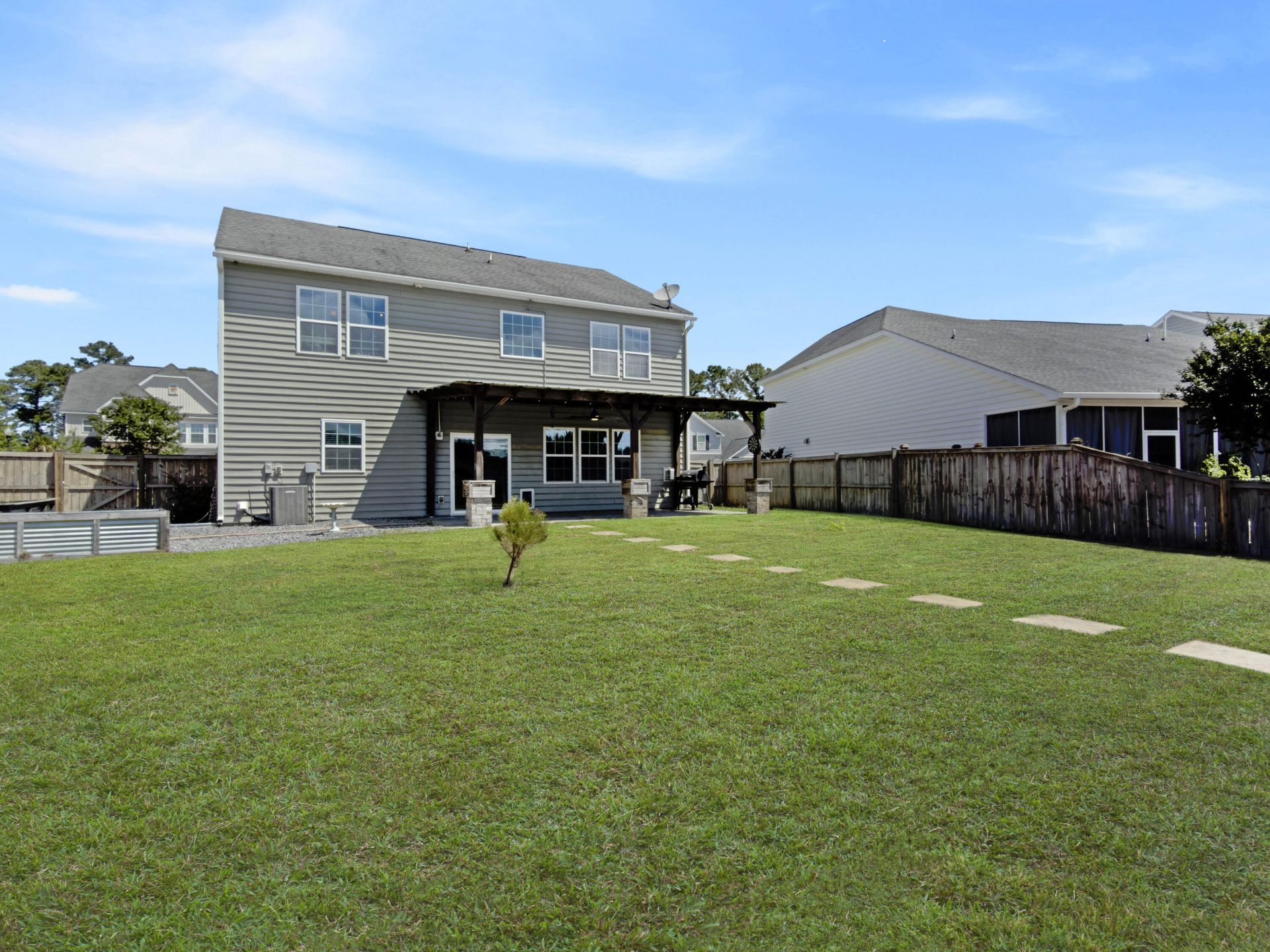 490 Whispering Breeze Lane Photo 36
