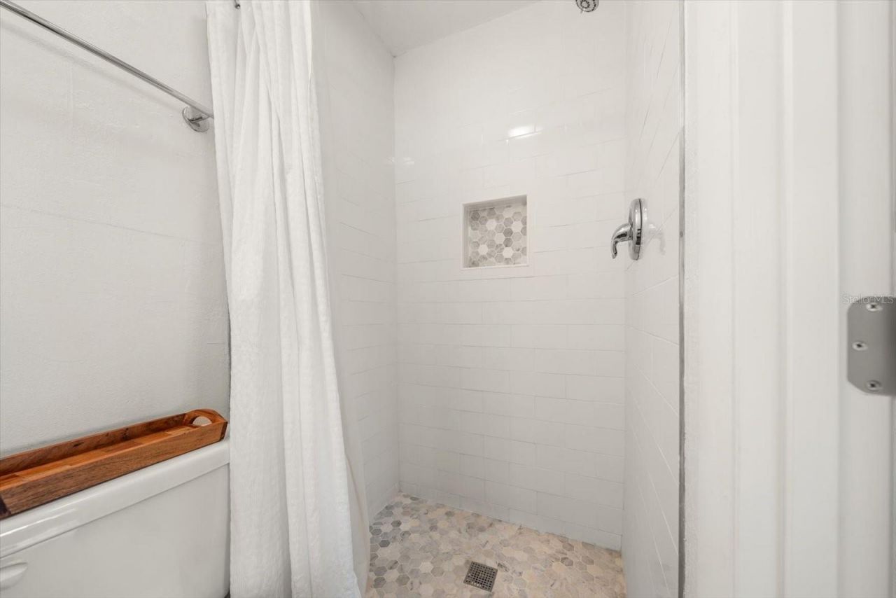 127 11th Avenue, Indian Rocks Beach, FL 33785 Photo