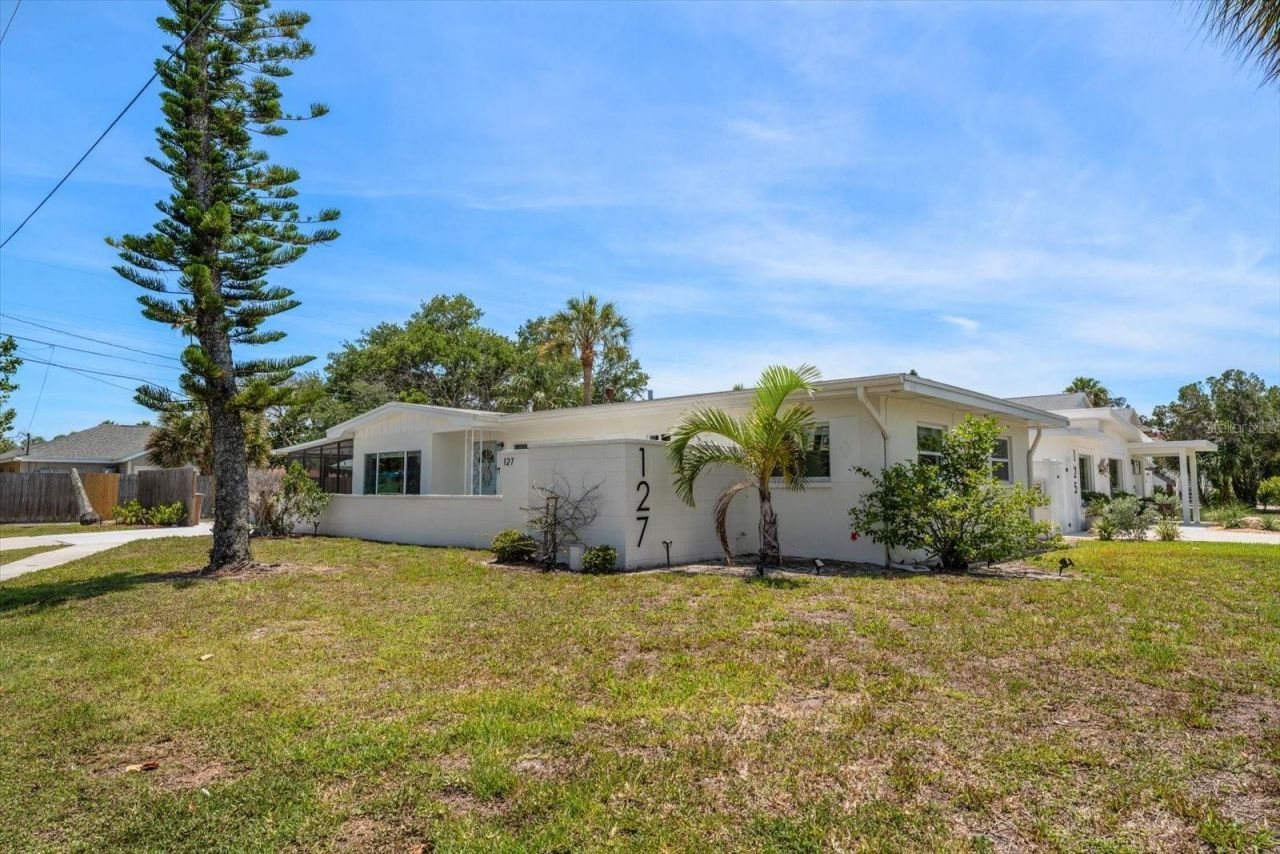 127 11th Avenue, Indian Rocks Beach, FL 33785 Photo