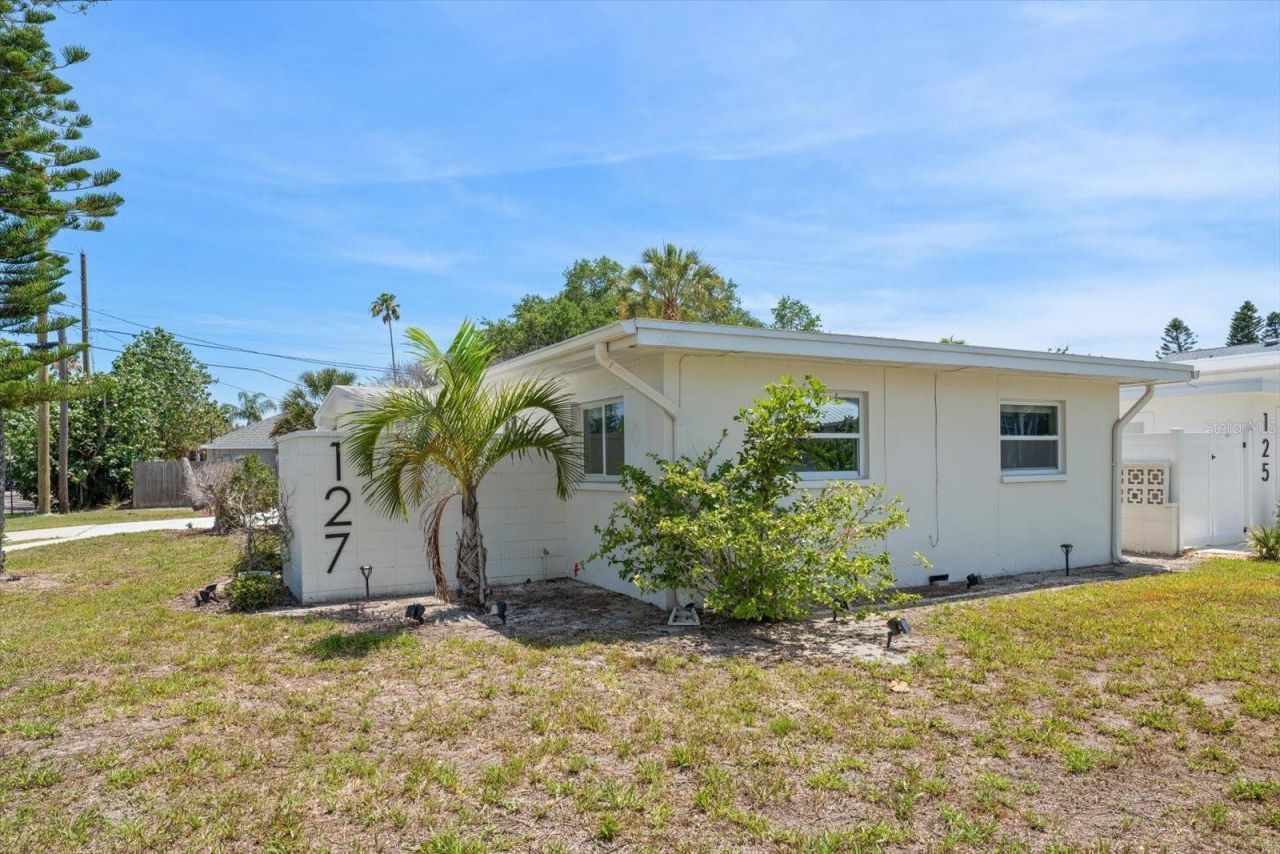 127 11th Avenue, Indian Rocks Beach, FL 33785 Photo