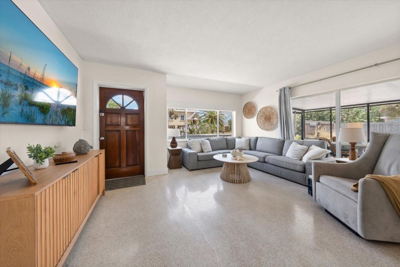 127 11th Avenue, Indian Rocks Beach, FL 33785 Photo