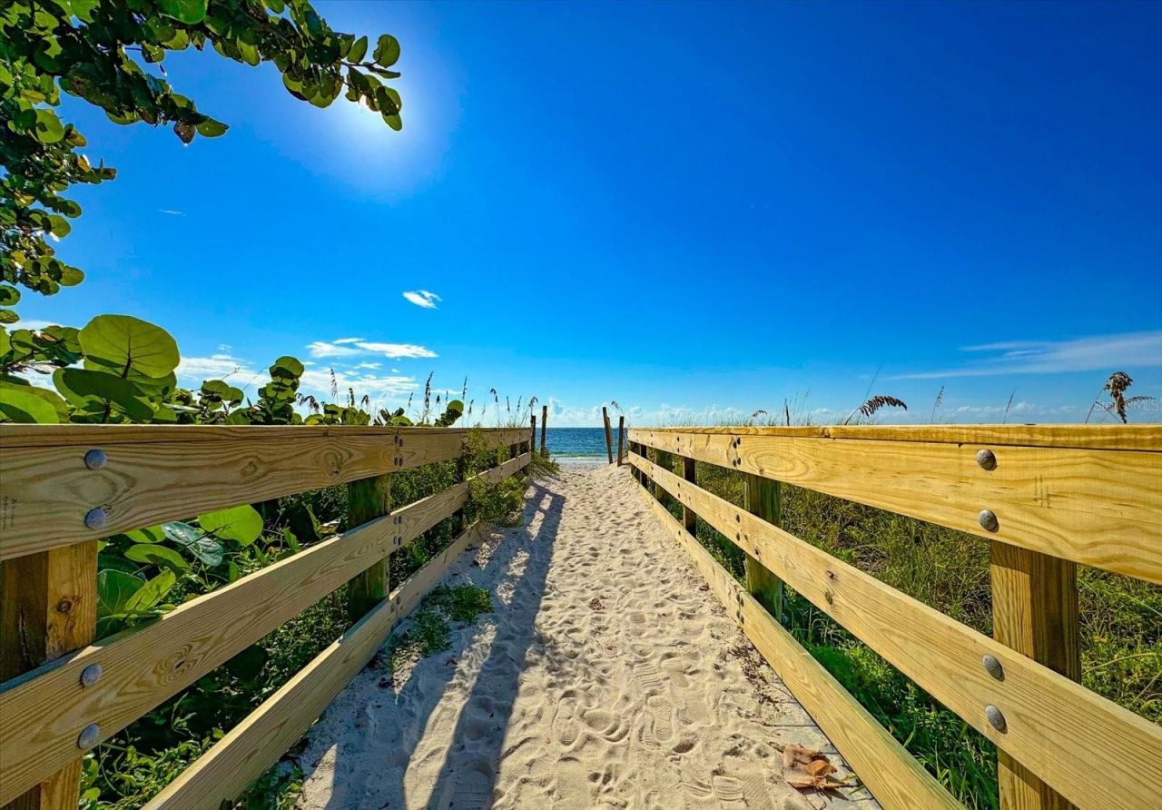 127 11th Avenue, Indian Rocks Beach, FL 33785 Photo