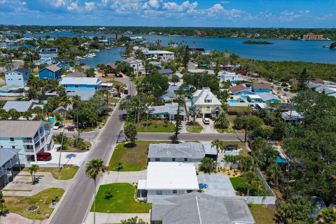 127 11th Avenue, Indian Rocks Beach, FL 33785 Photo