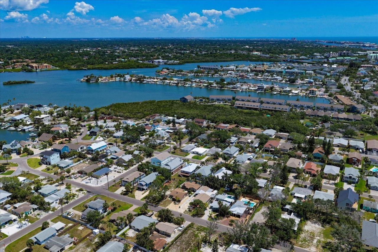 127 11th Avenue, Indian Rocks Beach, FL 33785 Photo