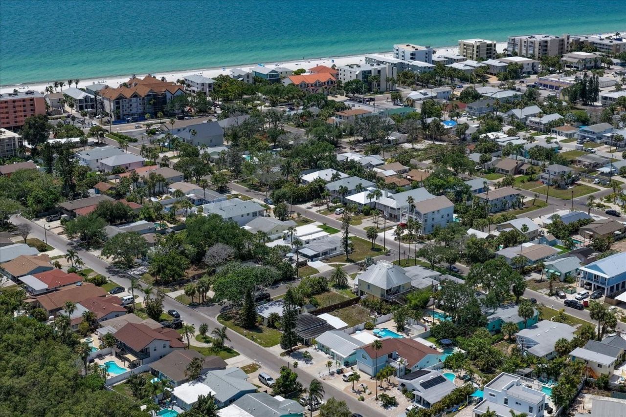 127 11th Avenue, Indian Rocks Beach, FL 33785 Photo