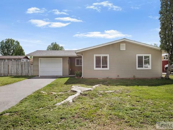 565 Cardinal Drive, SHELLEY, ID 83274