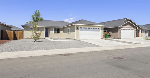 1842 Westward Lane, Fernley, NV 89408 Photo