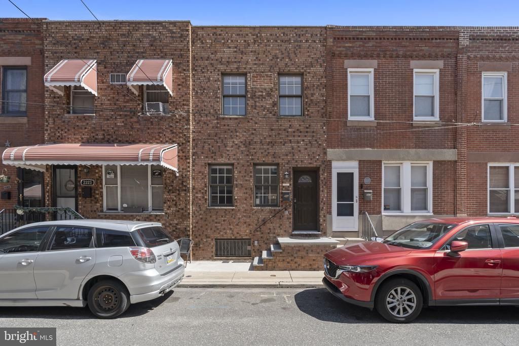 2225 S Hicks Street , Philadelphia, PA 19145 Main Photo