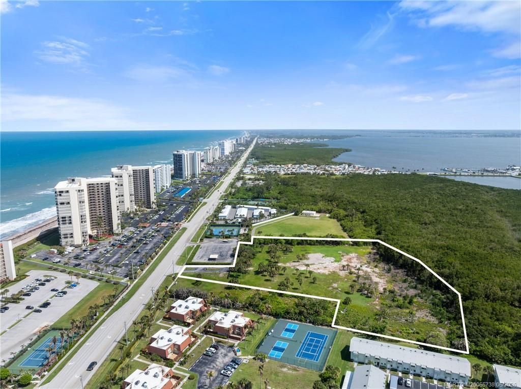 9475 S Ocean Drive, Jensen Beach, FL 34957 Photo