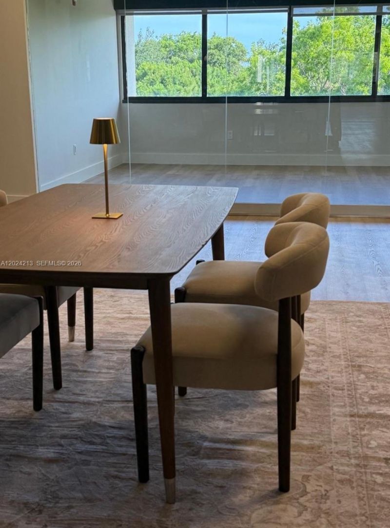 1541 Sunset Dr, Unit 300, Coral Gables, FL 33143 Photo