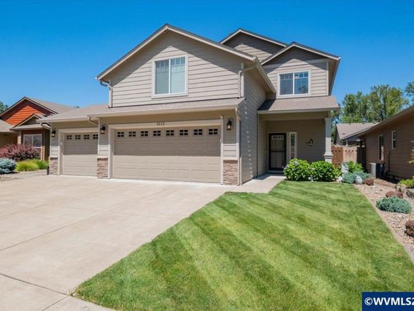 2112 Equestrian Lp S, Salem, OR 97302