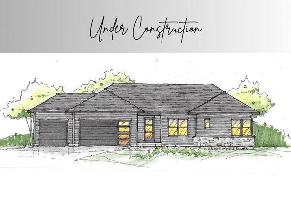 17 Viola Drive, Le Claire, IA 52753