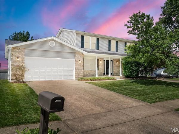 915 Hunter Chaise Drive, Wentzville, MO 63385