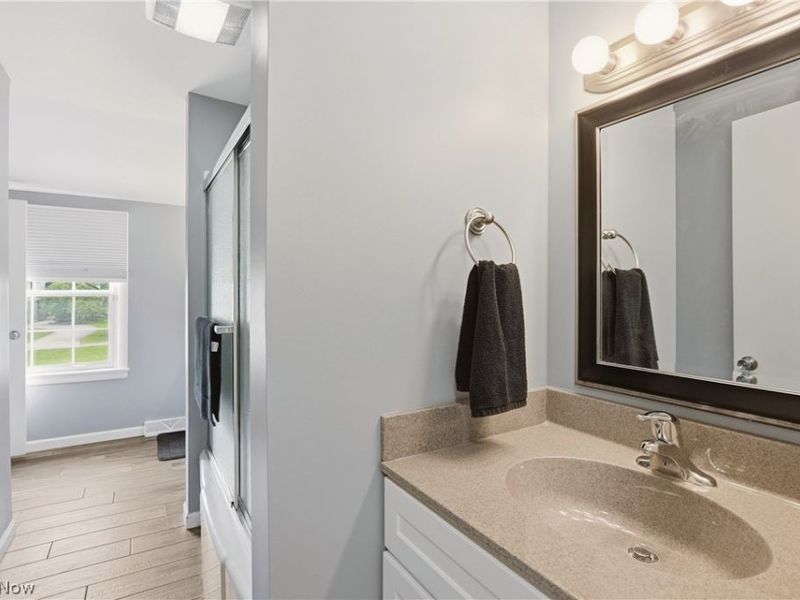 26901 N Woodland Road, Beachwood, OH 44122 Photo 38