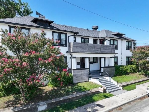 311 W Leuda Street, Fort Worth, TX 76104