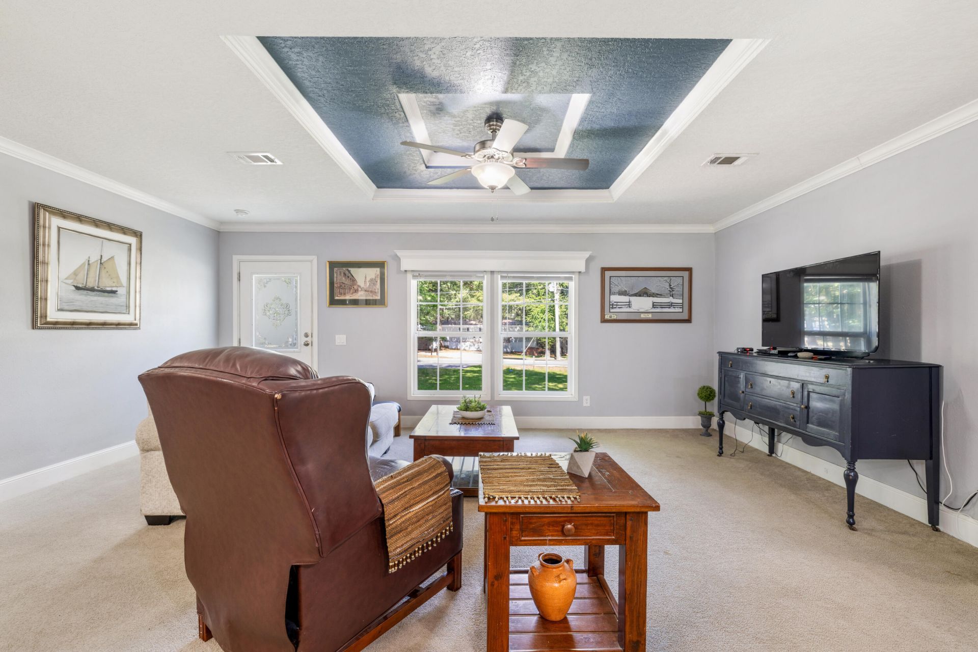 1040 Longpoint Road Photo 13