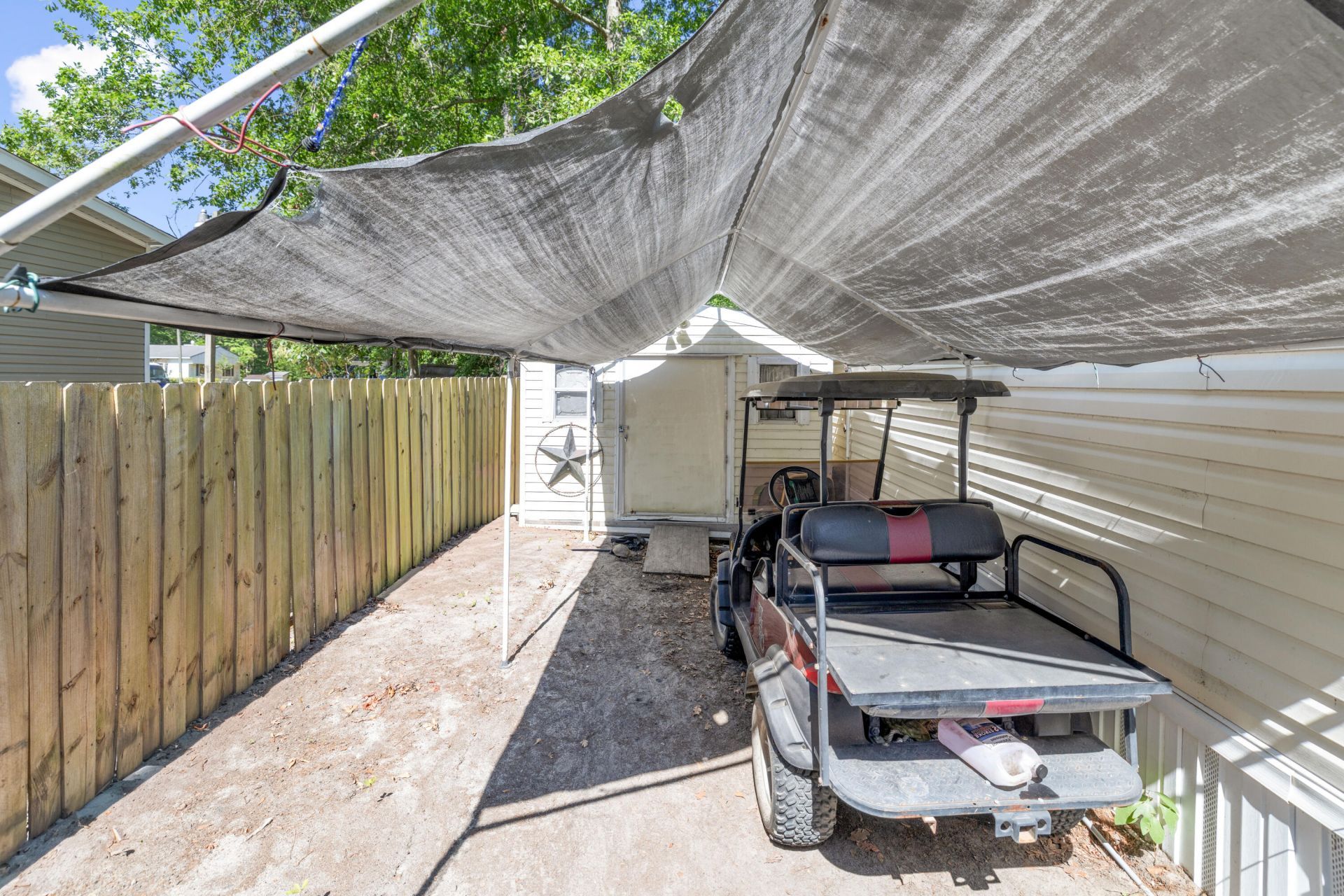 1040 Longpoint Road Photo 30
