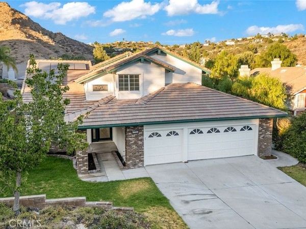 14439 Grandiflors, Canyon Country, CA 91387