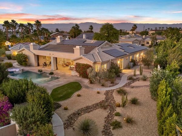10 Queens Court, Rancho Mirage, CA 92270