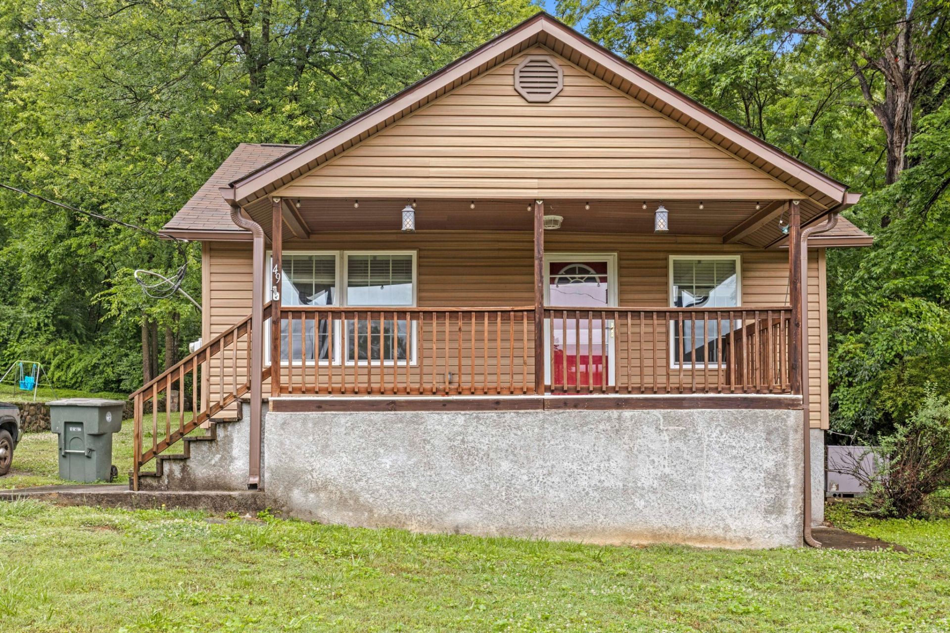 49 Hemlock Circle , Chattanooga, TN 37419 Main Photo