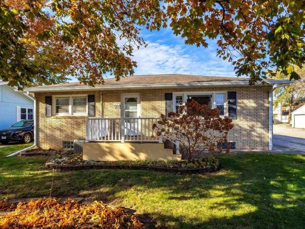 525 GREEN Court, Colona, IL 61241