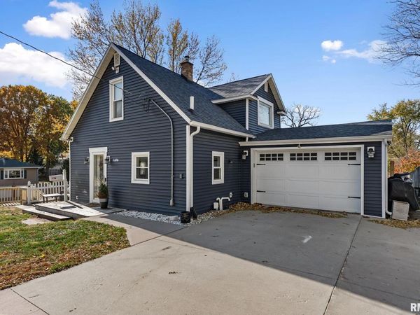 1406 26TH Street, Bettendorf, IA 52722