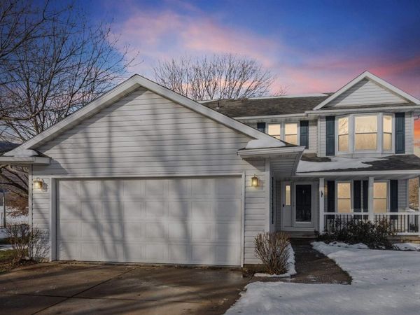 53 W ROSE Court, Geneseo, IL 61254