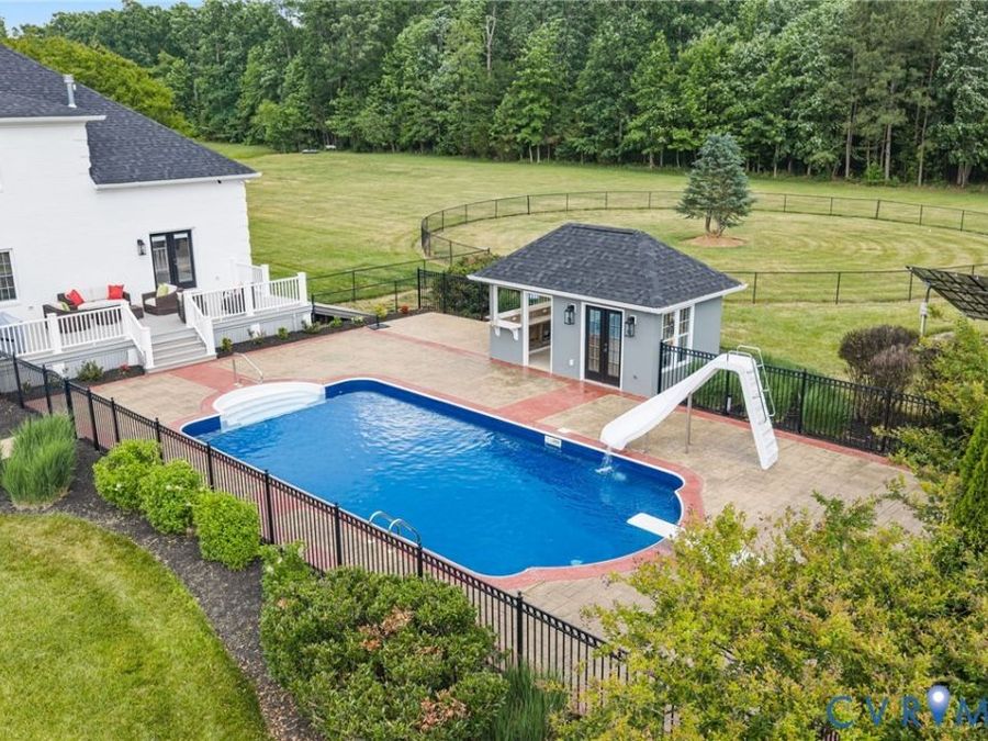 Property Image 94