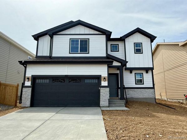 767 N Clubview Street , Watkins, CO 80137