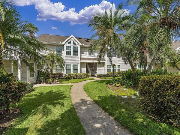 1965 Westminster Circle, Unit 6, Vero Beach, FL 32966