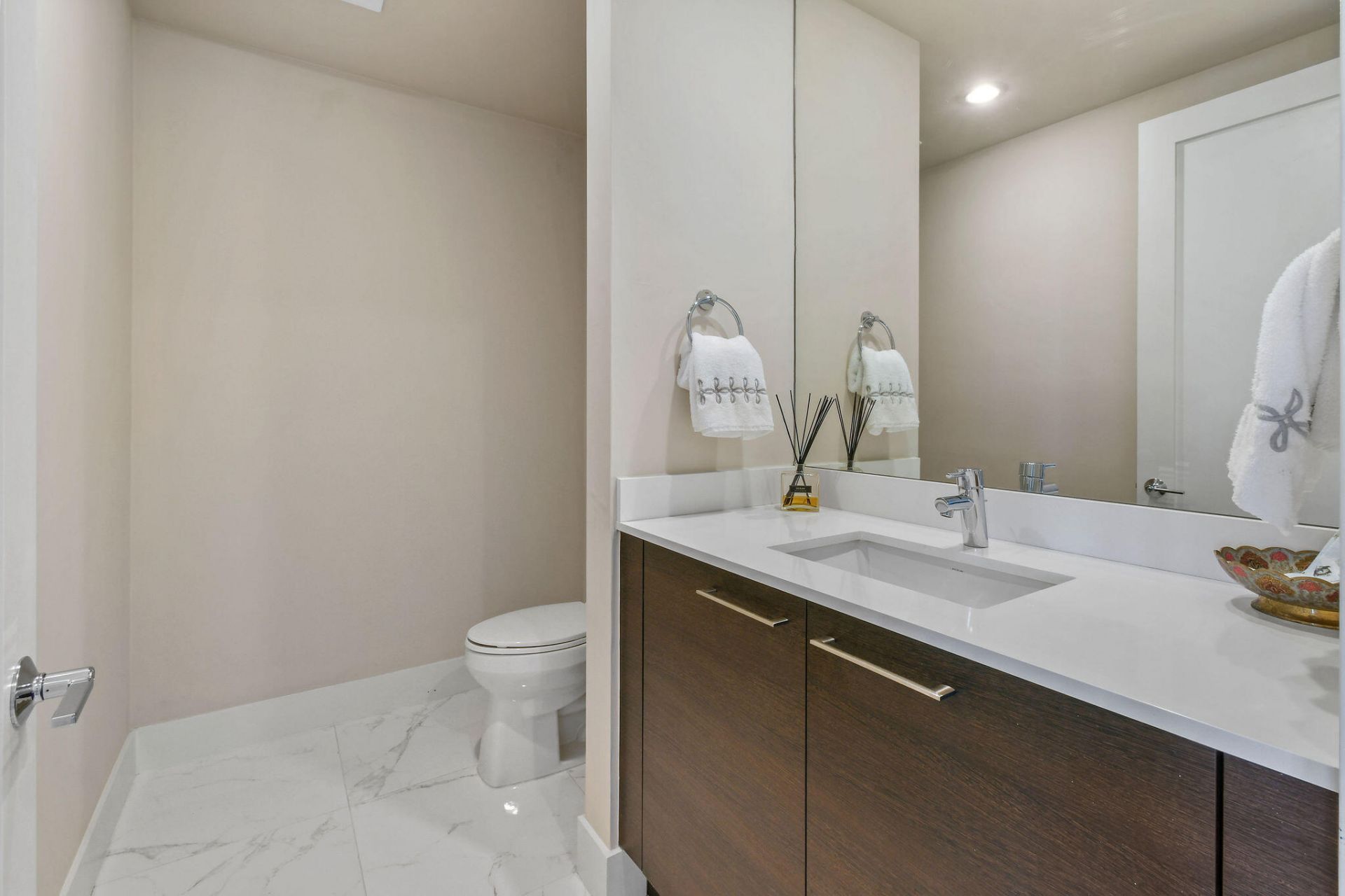 1 Water Club Way, Unit 1602, North Palm Beach, FL 33408 Photo