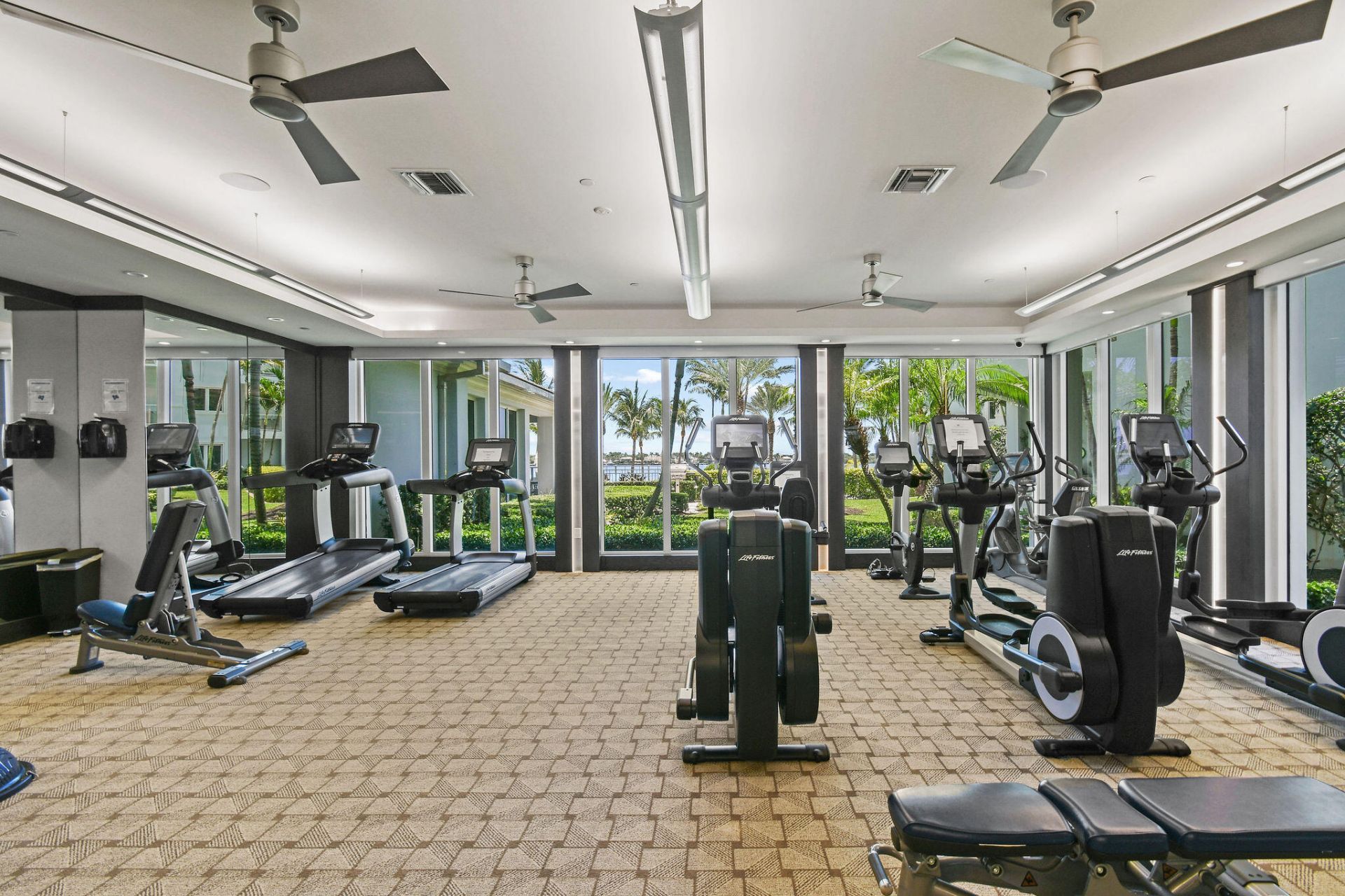 1 Water Club Way, Unit 1602, North Palm Beach, FL 33408 Photo