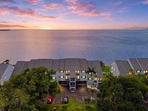 818 BAHIA DEL SOL DRIVE , Unit 28, RUSKIN, FL 33570
