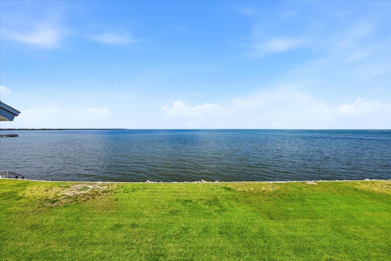 818 Bahia Del Sol Drive, Unit 28, Ruskin, FL 33570 Photo