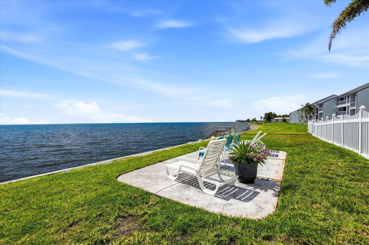 818 Bahia Del Sol Drive, Unit 28, Ruskin, FL 33570 Photo