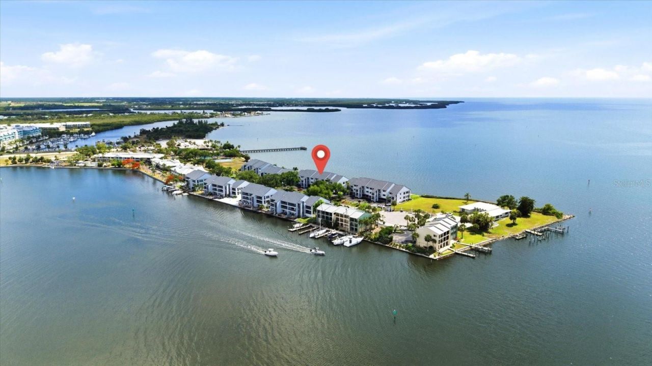 818 Bahia Del Sol Drive, Unit 28, Ruskin, FL 33570 Photo