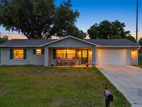 8425 SAINT GILES COURT, ZEPHYRHILLS, FL 33541