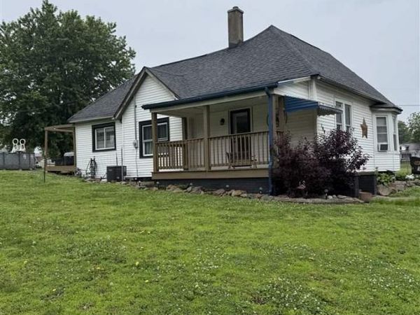 109 E Hackett, Carlisle, IN 47838