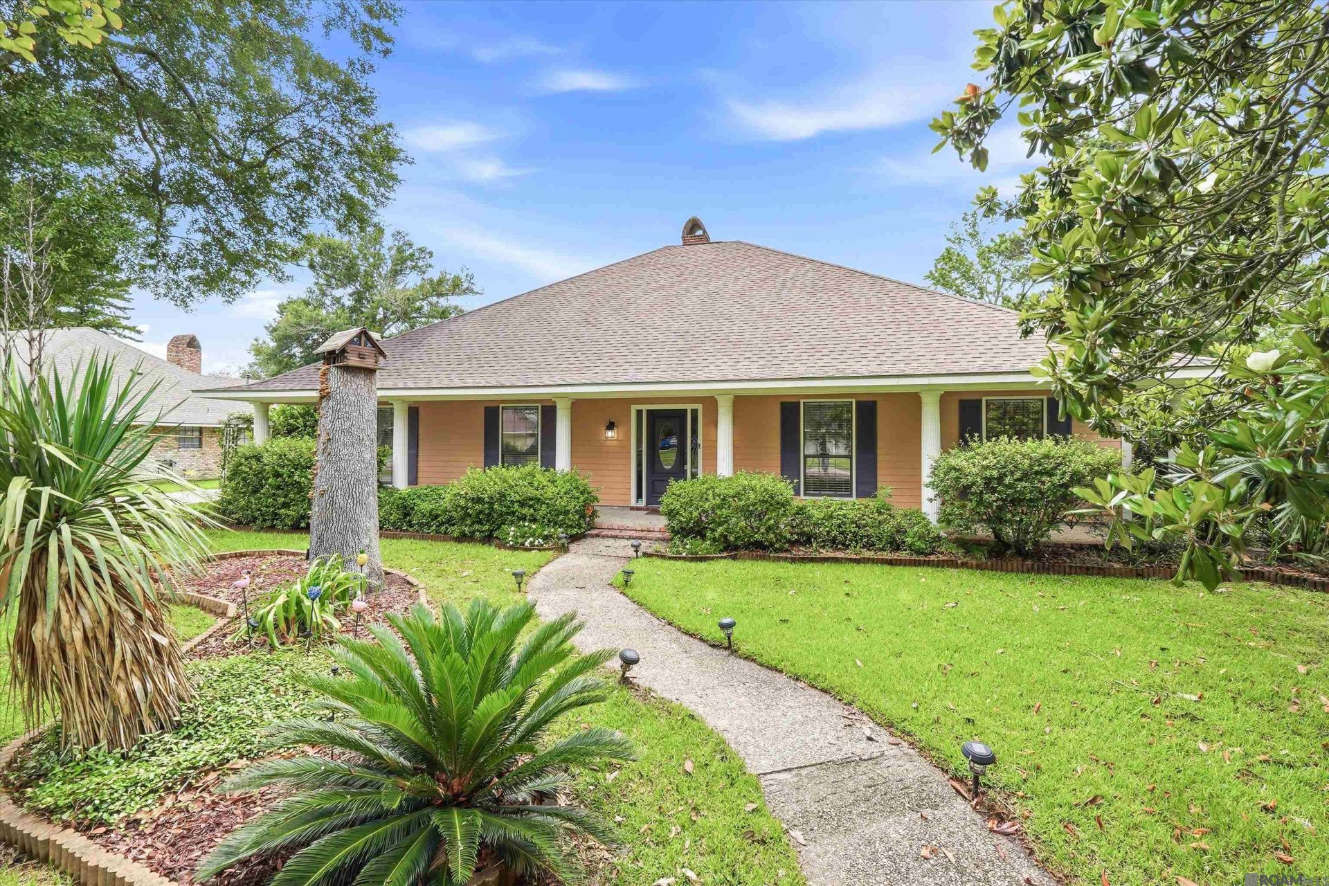 5654 Vicksburg Dr, Baton Rouge, LA 70817 Main Photo