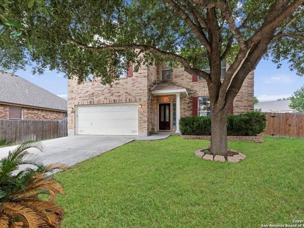 152 Falcon Crossing, Cibolo, TX 78108