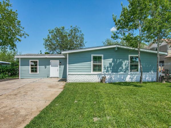 7518 SLEEPY VALLEY DR, San Antonio, TX 78242