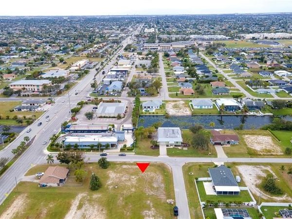 1941 SW Santa Barbara PL , CAPE CORAL, FL 33991