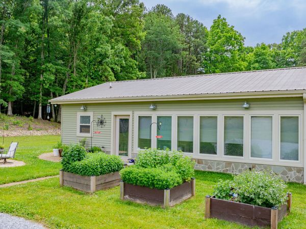 4180 Kingsport Highway, Afton, TN 37616
