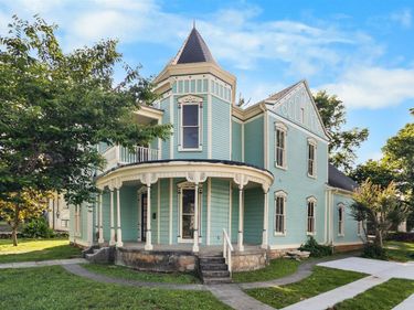 1327 State Street , Bowling Green, KY 42101