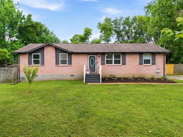 5635 Harpeth Haven Dr, Pegram, TN 37143
