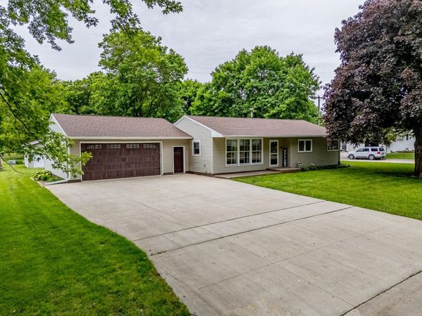 247 Goodell Avenue, Readlyn, IA 50668