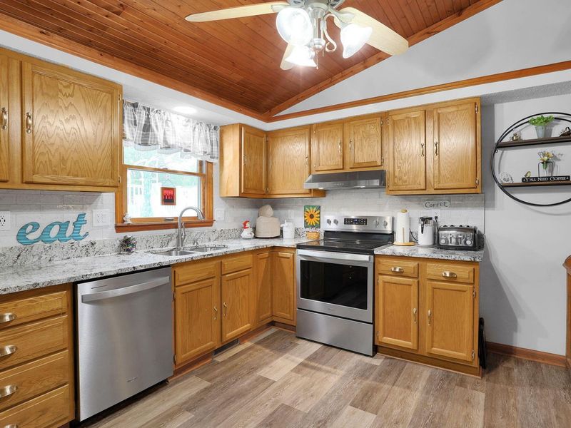 2185 Sequoya Trail , London, OH 43140 Photo 10